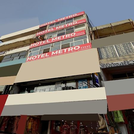 Super Hotel O Metro Inn Near Worlds Of Wonder Kalkaji Devi Luaran gambar
