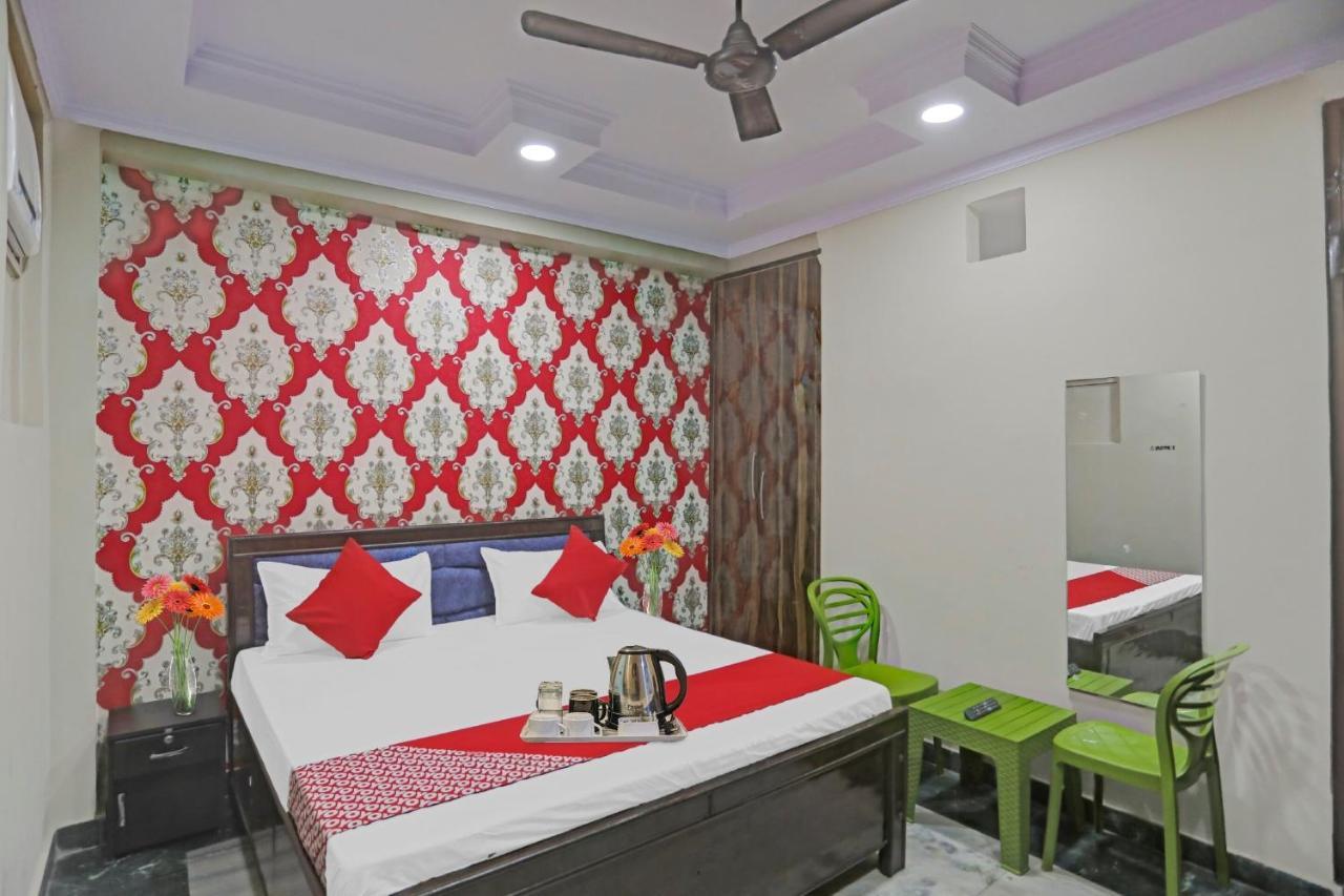 Super Hotel O Metro Inn Near Worlds Of Wonder Kalkaji Devi Luaran gambar
