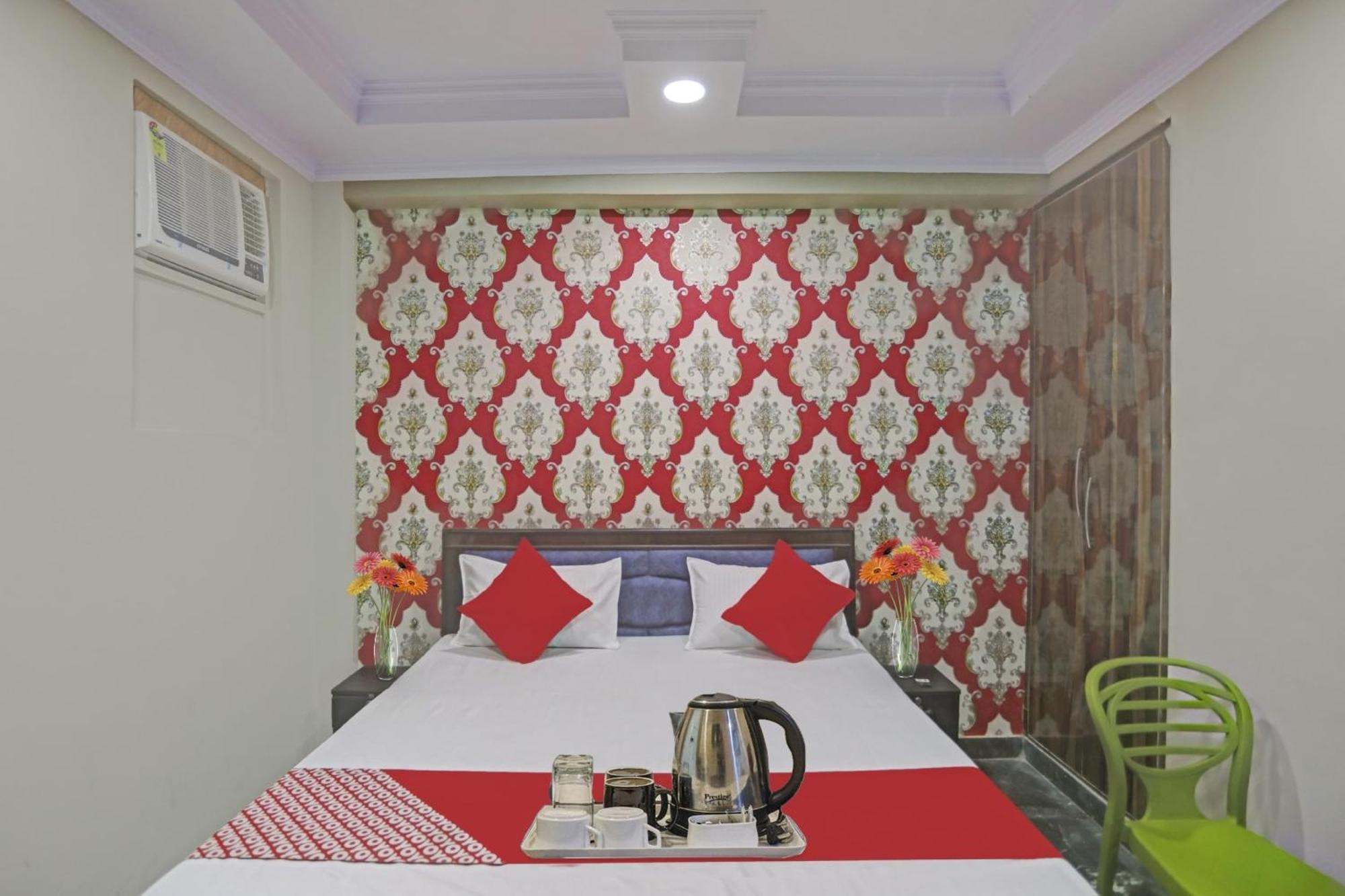 Super Hotel O Metro Inn Near Worlds Of Wonder Kalkaji Devi Luaran gambar